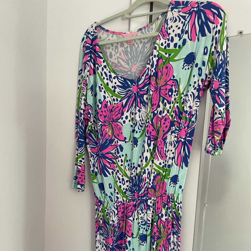 Lilly Pulitzer dress. Size small.